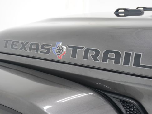 Used 2021 Jeep Gladiator Sport image 7