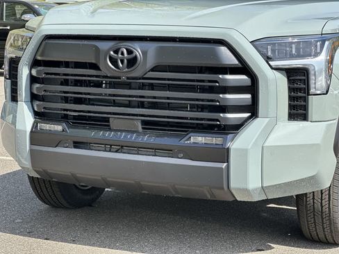 New 2026 Toyota Tundra Limited AWD/4WD image 23