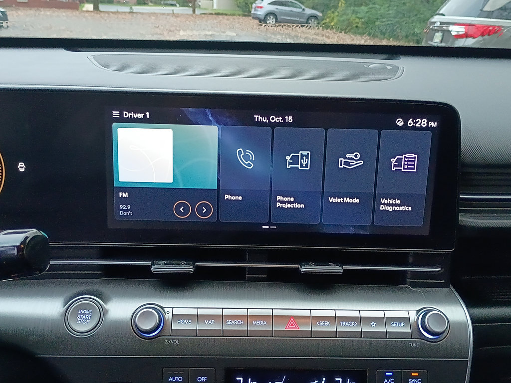 Used 2025 Hyundai Kona SEL FWD image 23