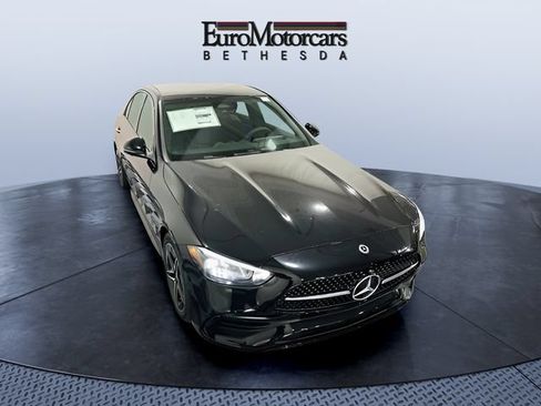 Used 2025 Mercedes-Benz C 300 4MATIC Sedan image 10