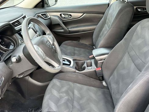 Used 2015 Nissan Rogue SV w/ SV Premium Package AWD/4WD image 15