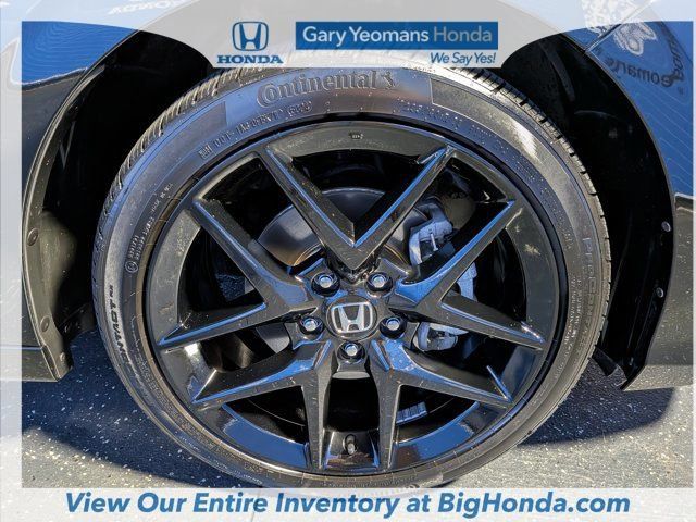 Used 2025 Honda Civic Sport image 15
