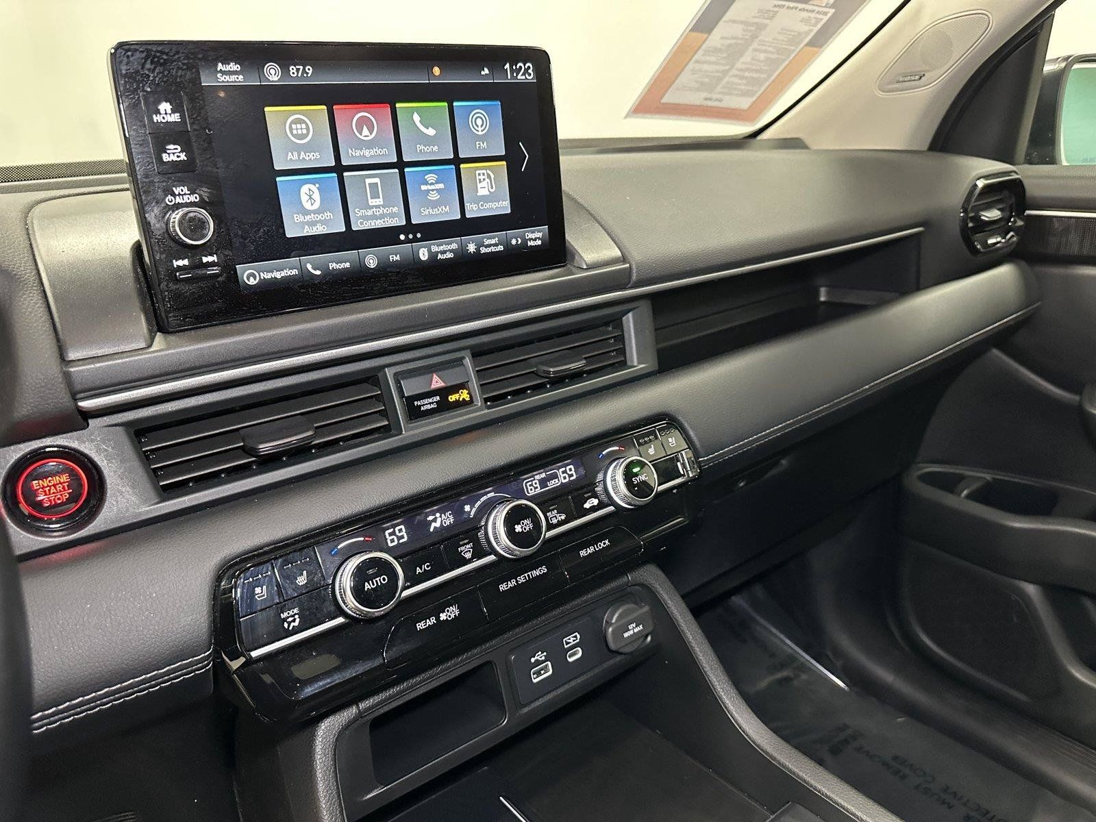 Certified 2024 Honda Pilot Elite image 28