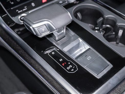 Used 2025 Audi Q7 3.0T Prestige AWD/4WD image 24