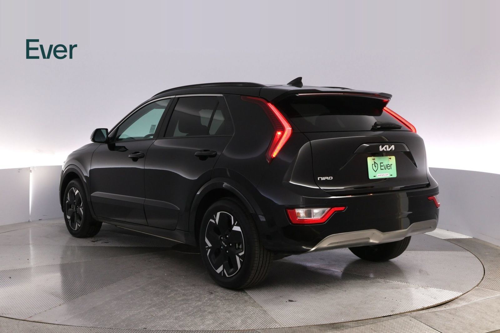 Used 2025 Kia Niro Wind FWD image 17