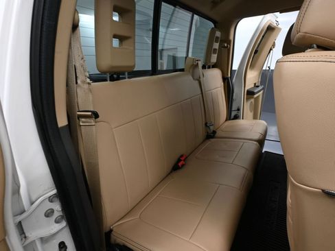 Used 2015 Ford F350 Lariat w/ Camper Package AWD/4WD image 42