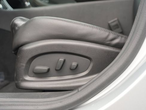 Used 2016 Chevrolet Impala LT FWD image 15