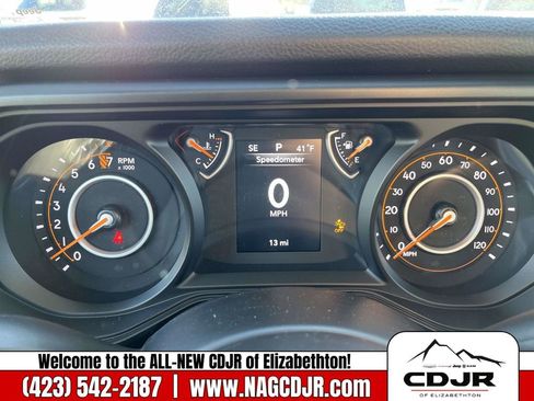 New 2026 Jeep Gladiator Sport image 29