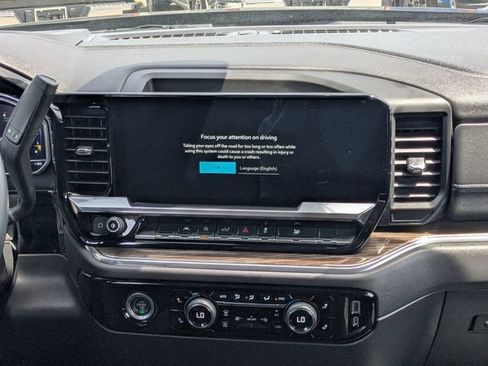 Used 2023 Chevrolet Silverado 1500 LT image 17