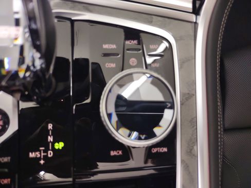 New 2026 BMW 840i Convertible w/ M Sport Professional Package image 28