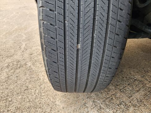 Used 2024 Chevrolet Tahoe LT image 12