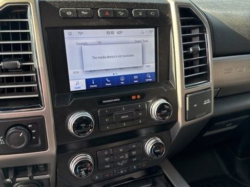 Used 2020 Ford F250 Platinum image 4