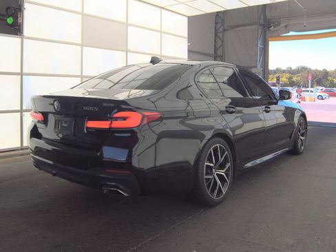 Used 2021 BMW 530i RWD image 3