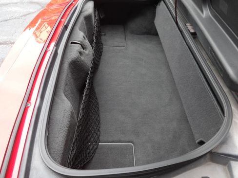 Used 2005 Chevrolet Corvette Convertible w/ Preferred Equipment Group image 12