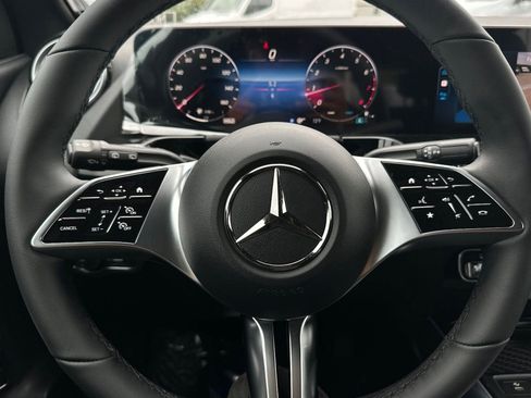New 2026 Mercedes-Benz GLA 250 4MATIC image 19