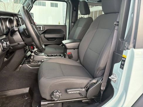 Used 2023 Jeep Wrangler Willys image 20