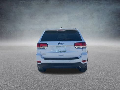 Certified 2021 Jeep Grand Cherokee Laredo X image 5