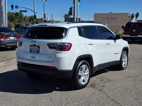 Certified 2022 Jeep Compass Latitude image 5