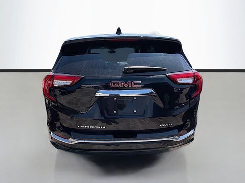 Used 2023 GMC Terrain Denali w/ Black Diamond Edition AWD/4WD image 7