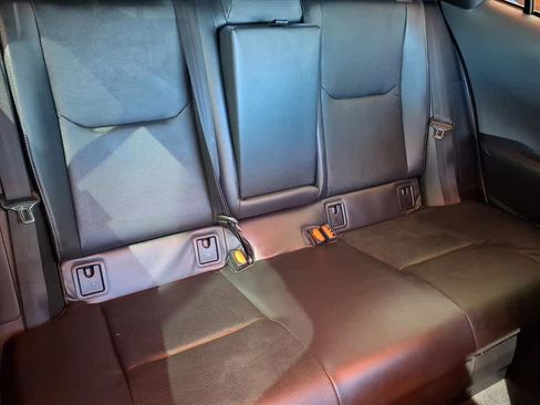 Used 2024 Toyota Prius XLE image 21