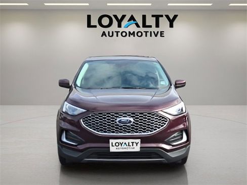 Used 2024 Ford Edge SEL image 8