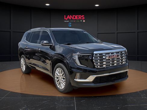 Used 2024 GMC Acadia Denali FWD image 2