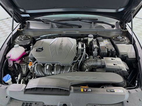 Used 2025 Hyundai Sonata SE image 29