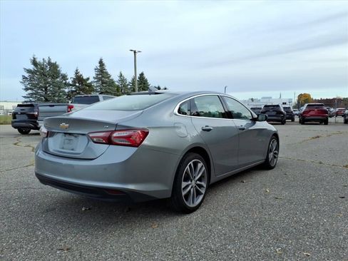 Used 2024 Chevrolet Malibu LT FWD image 7