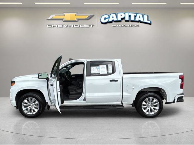 Used 2025 Chevrolet Silverado 1500 Custom RWD image 3
