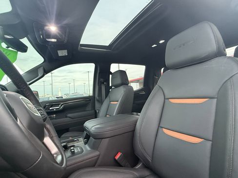 Used 2025 GMC Sierra 1500 AT4 w/ AT4 Premium Package image 11