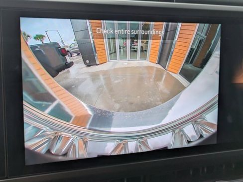 New 2025 Jeep Wrangler Sahara image 17