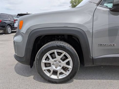 Used 2021 Jeep Renegade Latitude w/ Convenience Group AWD/4WD image 21