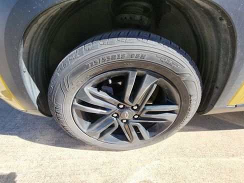 Used 2024 Chevrolet Trax ACTIV w/ Driver Confidence Package image 9