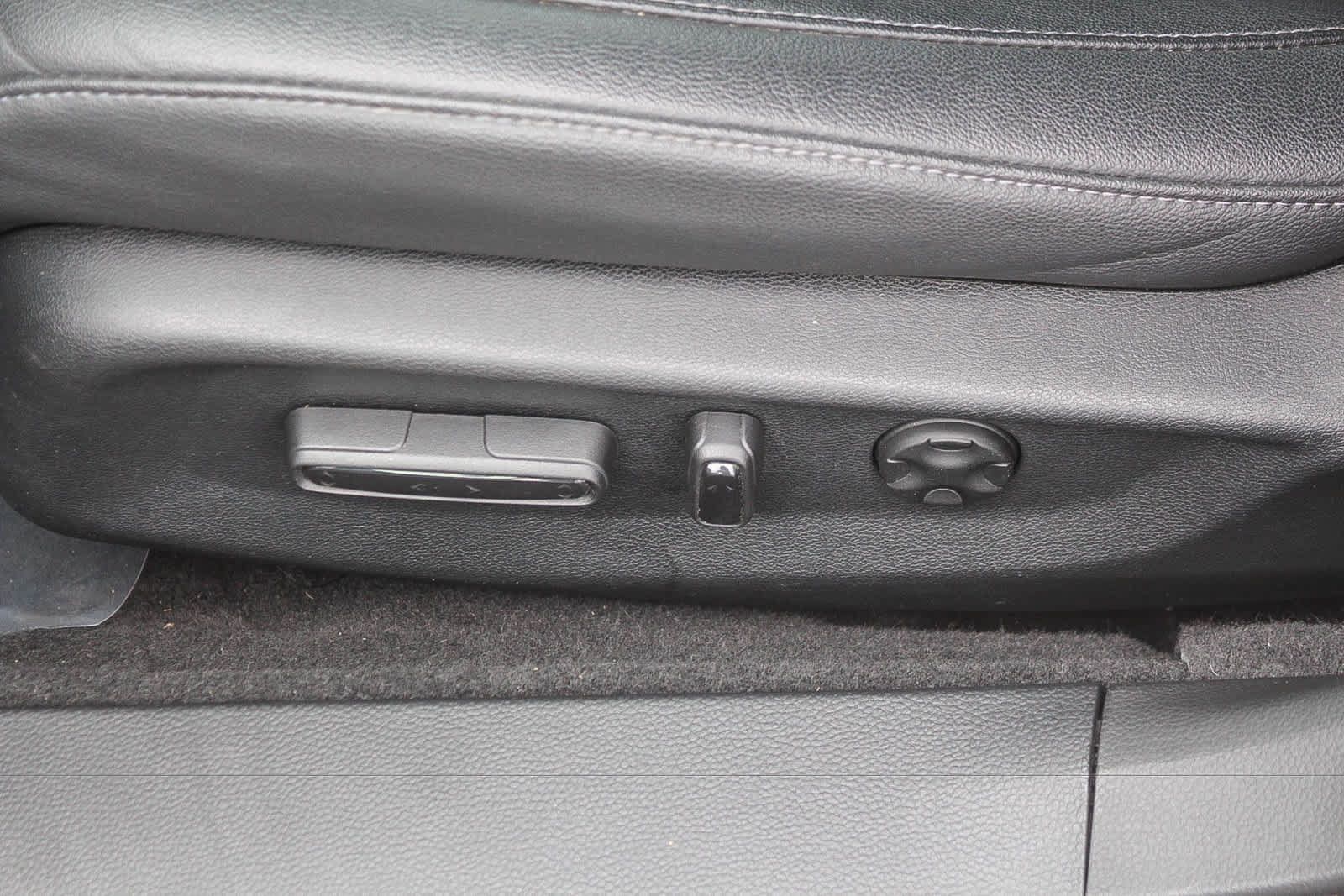 Used 2019 Honda Accord Touring image 27