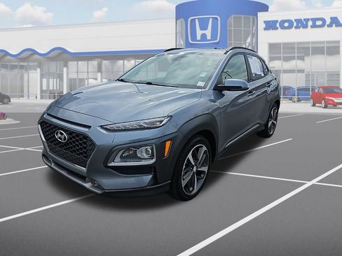 Used 2021 Hyundai Kona Limited w/ Cargo Package image 3