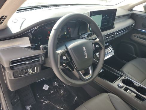 New 2026 Lincoln Corsair Premiere image 13