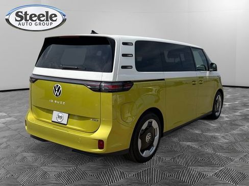 New 2025 Volkswagen ID. Buzz Pro S Plus image 5