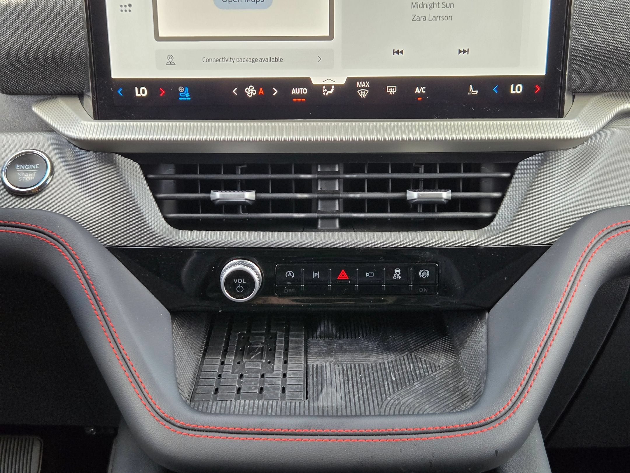 Used 2025 Ford Explorer ST AWD/4WD image 19
