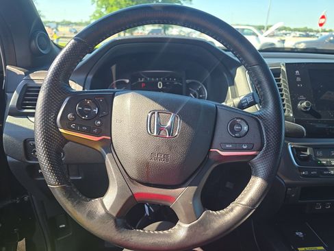 Used 2024 Honda Passport EX-L image 8