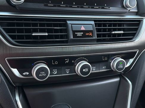 Used 2018 Honda Accord LX image 16
