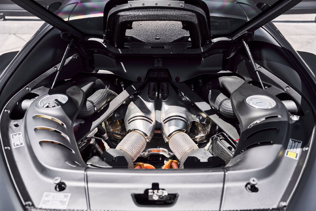 Used 2023 Ferrari 296 GTB RWD image 27