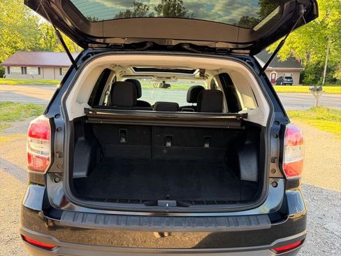Used 2015 Subaru Forester 2.5i Premium AWD/4WD image 12
