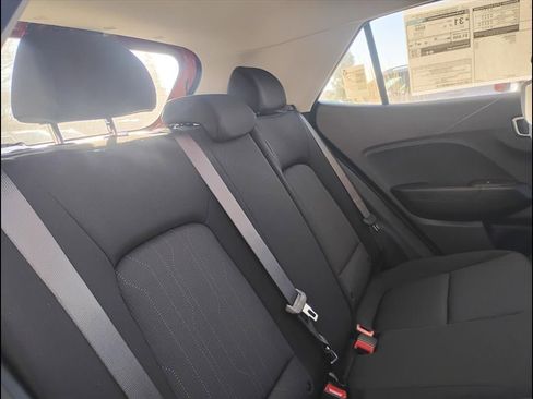 New 2026 Hyundai Venue SE image 15