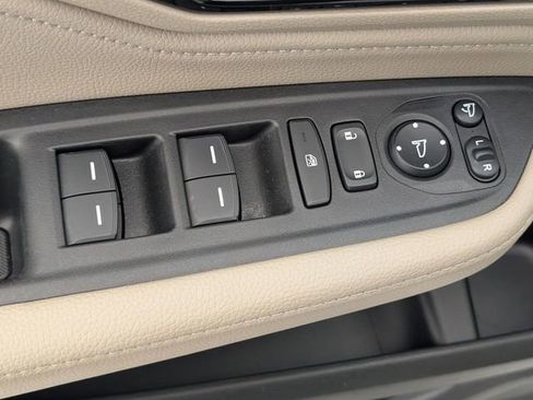 Used 2023 Honda Odyssey Elite image 12