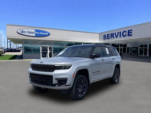 Used 2023 Jeep Grand Cherokee L Summit AWD/4WD image 4