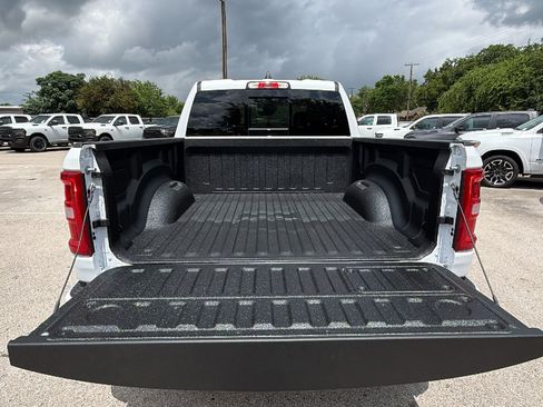 New 2026 RAM 1500 Laramie AWD/4WD image 25