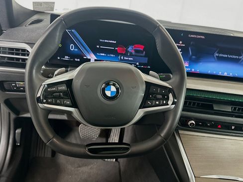 Used 2025 BMW 430i Coupe w/ Premium Package image 17