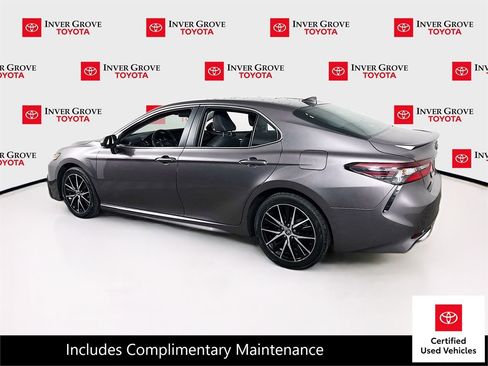 Used 2024 Toyota Camry SE FWD image 7