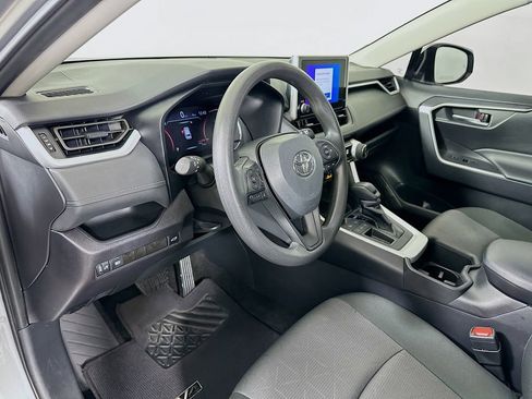 Certified 2024 Toyota RAV4 XLE w/ Convenience Package FWD image 9