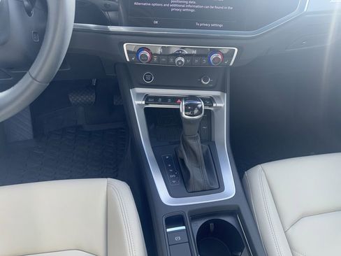 Certified 2025 Audi Q3 2.0T Premium Plus w/ Premium Plus Package image 25